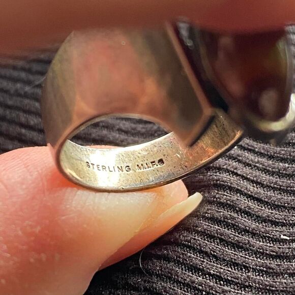 Vintage Sterling Silver Tiger's Eye double stone thick Ring. Signed M.F.I.G. 6 - Picture 6 of 8